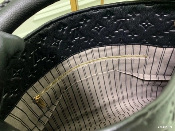 LOUIS VUITTON ARTSY 0809
